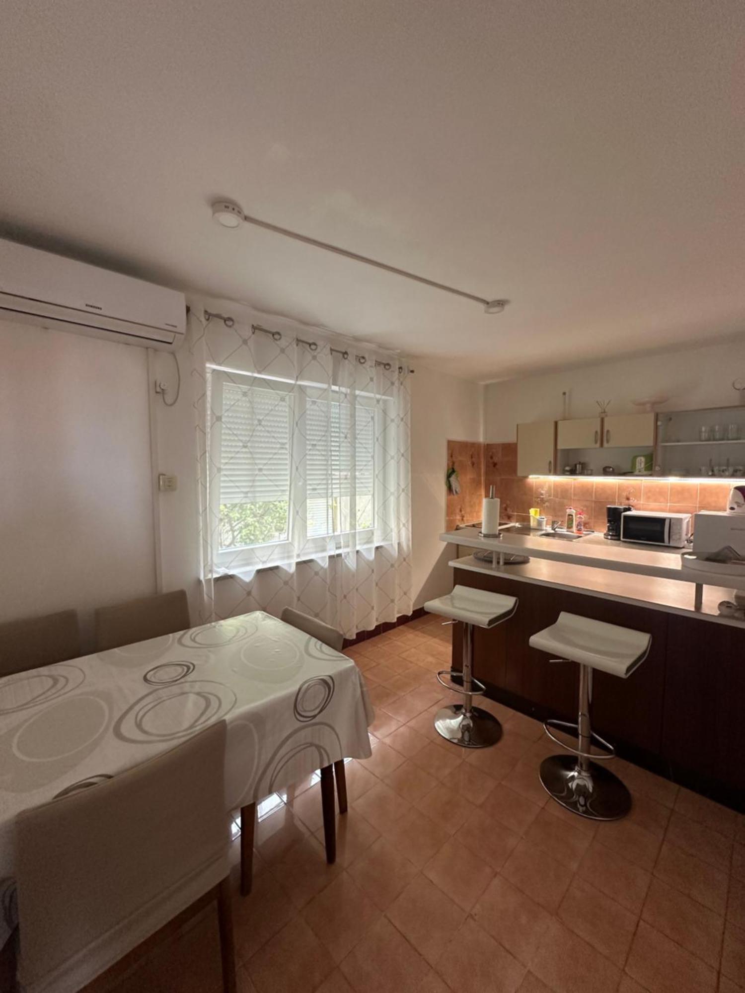Apartmani Ira Crikvenica Extérieur photo