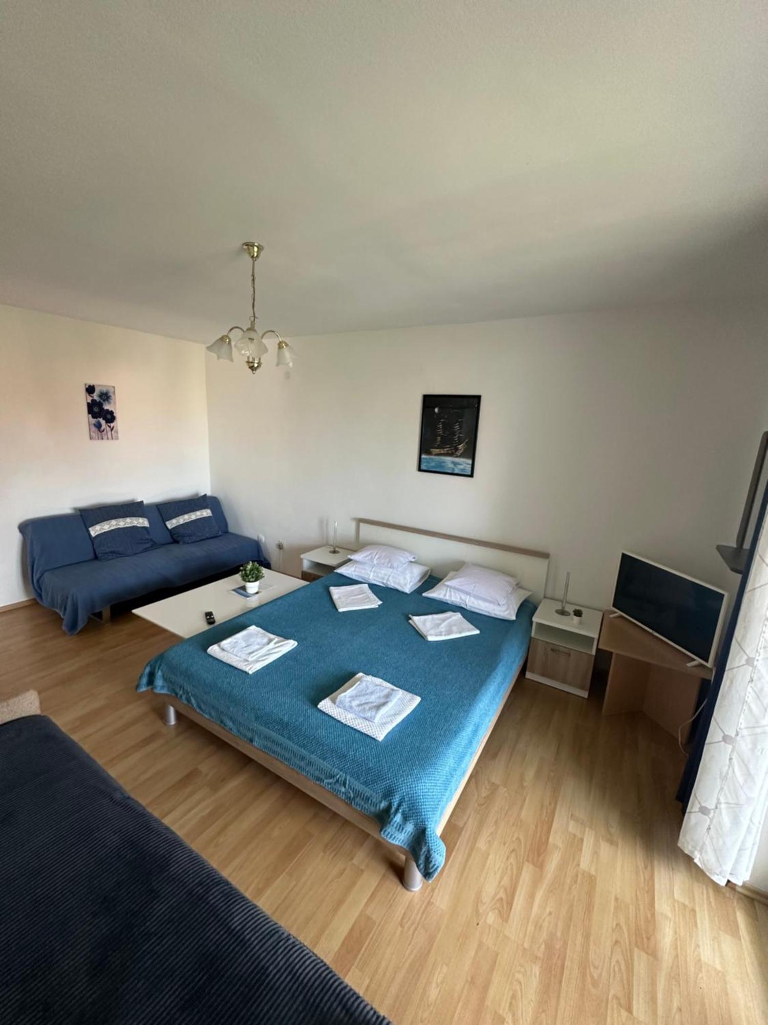 Apartmani Ira Crikvenica Extérieur photo
