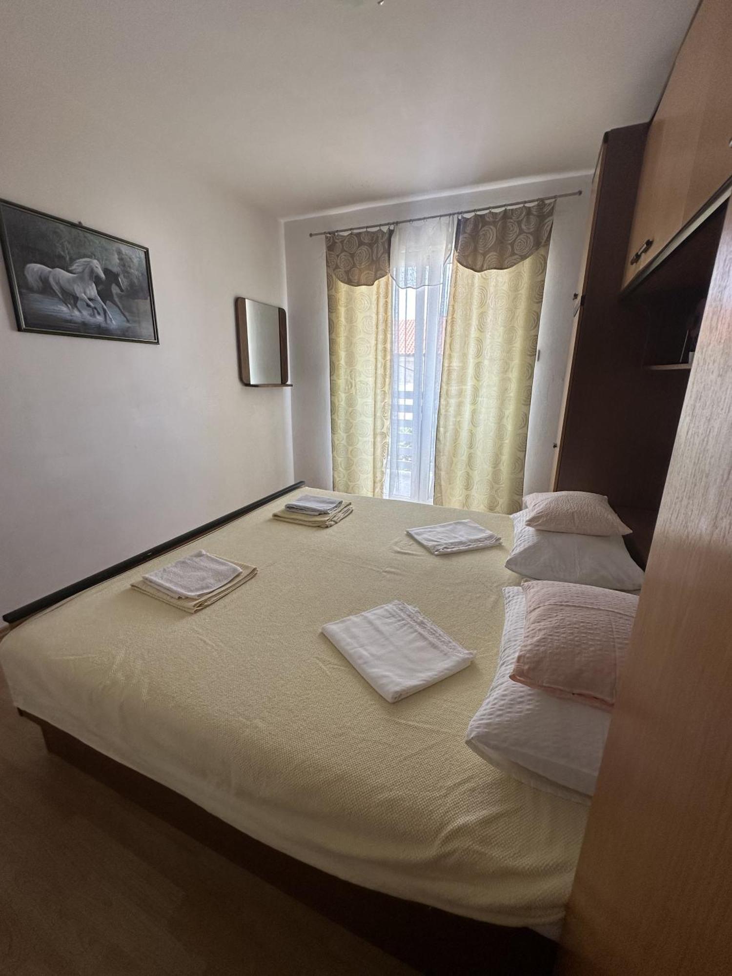 Apartmani Ira Crikvenica Extérieur photo